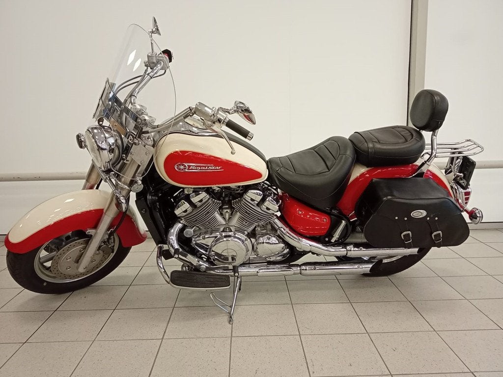 Yamaha XVZ 1300 (bj 2000), Motoren, Motoren | Yamaha, Koolhovenlaan 101
1119 NC  Schiphol-Rijk, NL, Klantenservice@yamaha-motor.nl
