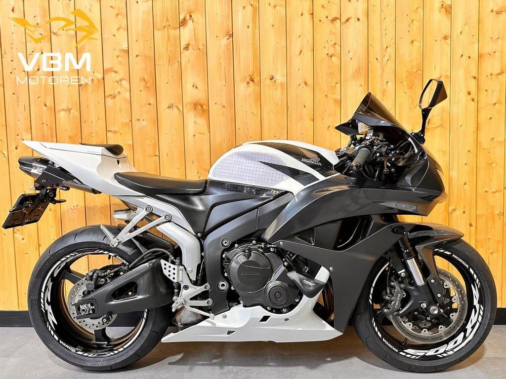 HONDA CBR 600 RR CBR600RR CBR-600 Nieuwe set banden!, HONDA, 4 cilinders, Motorrijbewijs A, Bedrijf