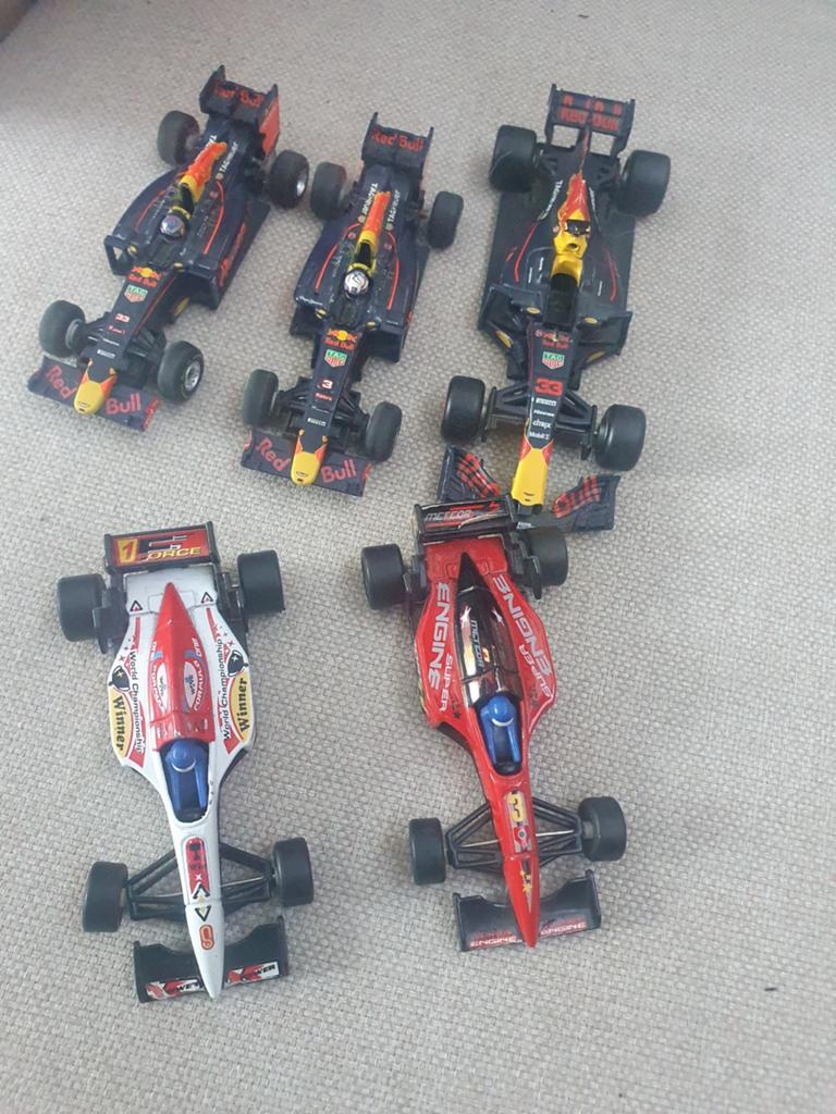 Te koop 5 race auto's, Ophalen of Verzenden, Zo goed als nieuw