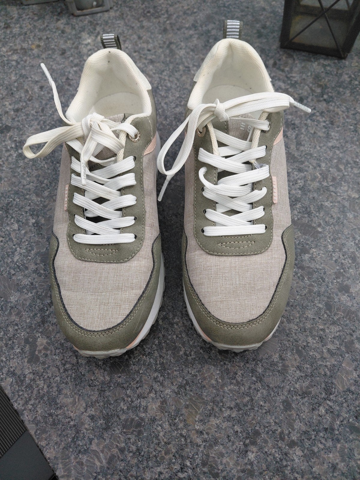 Dames schoenen maat 39, Kleding | Dames, Ophalen of Verzenden, Zo goed als nieuw, Zwart, Sneakers of Gympen