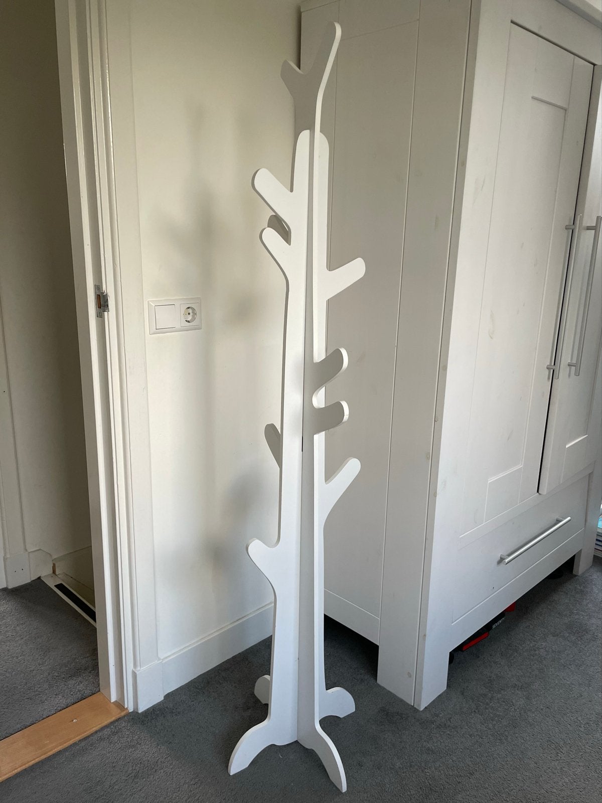 Witte staande kapstok in boomvorm, Huis en Inrichting, Woonaccessoires | Kapstokken, Gebruikt, Ophalen of Verzenden, Staande kapstok