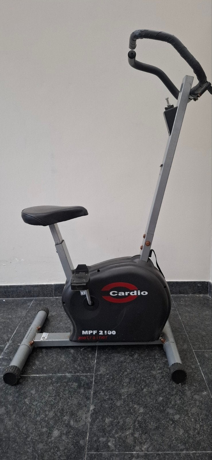 Cardio Hometrainer MPF 2190 - Perfect voor Thuisworkouts, Ophalen, Gebruikt, Metaal, Benen