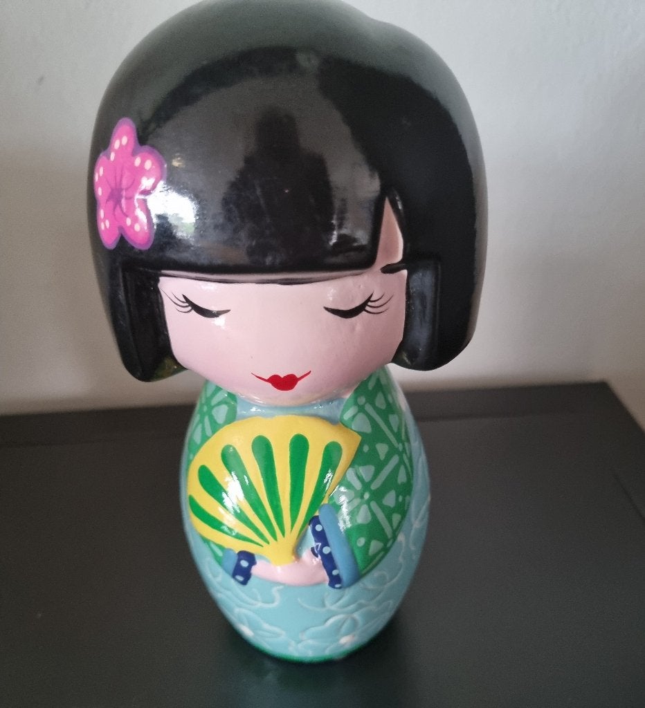 Leuke keramieken kokeshi spaarpot, Ophalen of Verzenden, Gebruikt, Steen, Aardewerk of Keramiek, Overige thema's