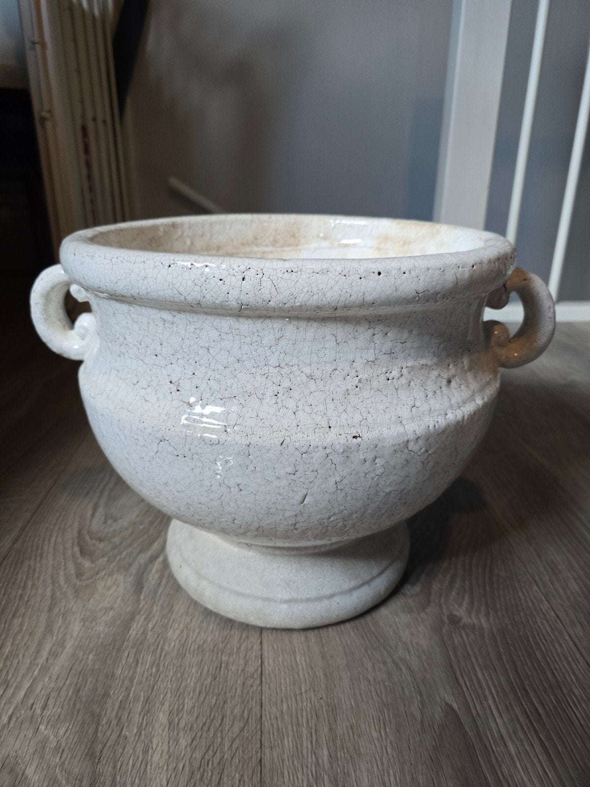Decoratieve witte bloempot met craquelé effect, Ophalen of Verzenden