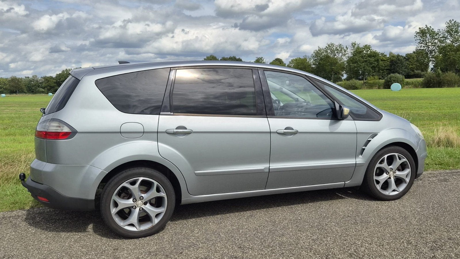 Ford S-Max 2.0 16V 107KW 2009 Grijs, Auto's, Ford, Voorwielaandrijving, 145 pk, 4 cilinders, 1505 kg