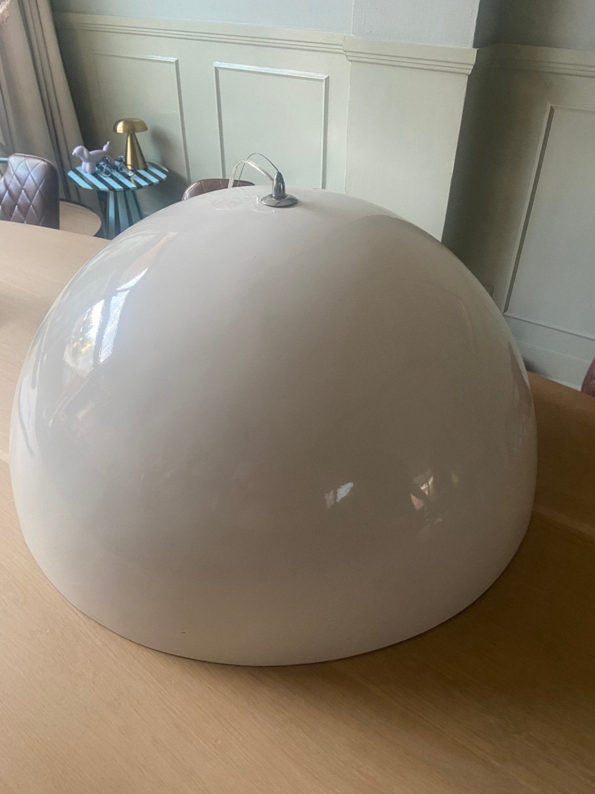 Grote witte koepel hanglamp, Huis en Inrichting, Lampen | Hanglampen, Ophalen of Verzenden, Gebruikt, Metaal, 50 tot 75 cm