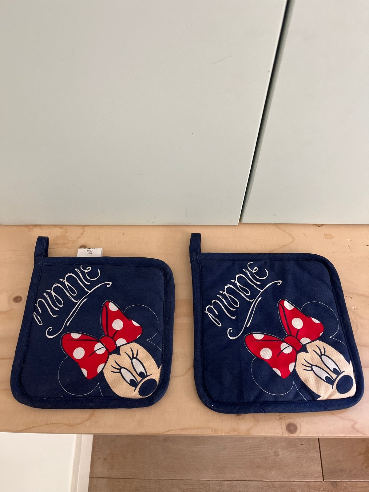 Set pannenlappen Disney Minnie - Nieuw, Nieuw, Ophalen of Verzenden, Overige materialen, Overige merken