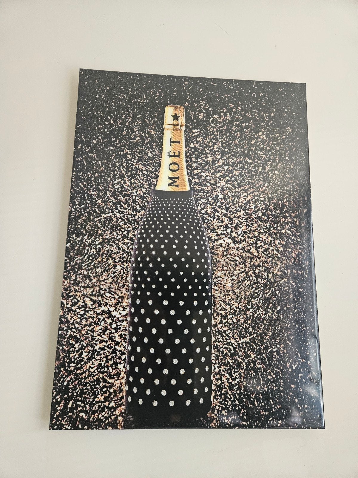 Moët schilderij, Ophalen