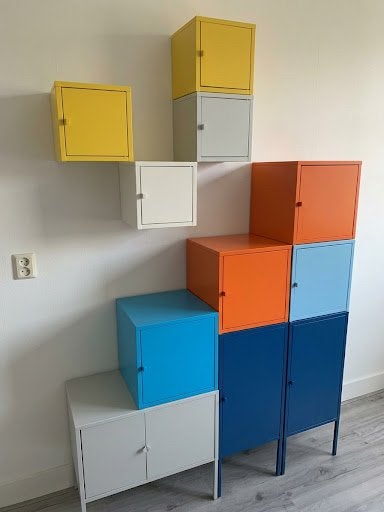 Kleurrijke metalen kasten en lockers - Diverse maten, Ophalen, Gebruikt