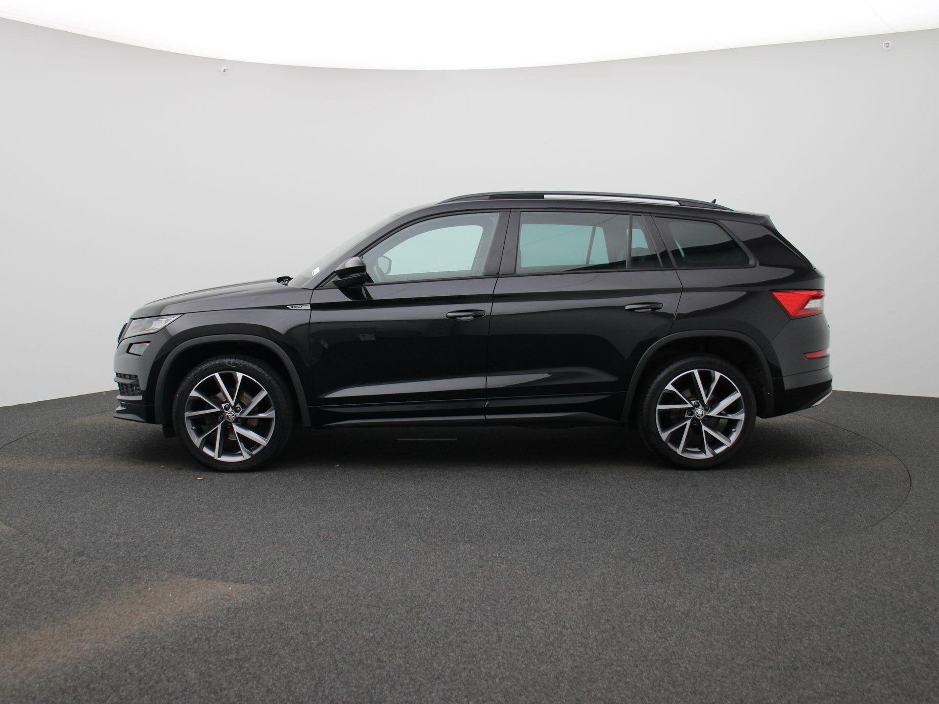 Skoda Kodiaq 1.5 TSI Sportline Business | TREKHAAK | PANORAM, Auto's, Voorwielaandrijving, 12 maanden, 4 cilinders, Alcantara