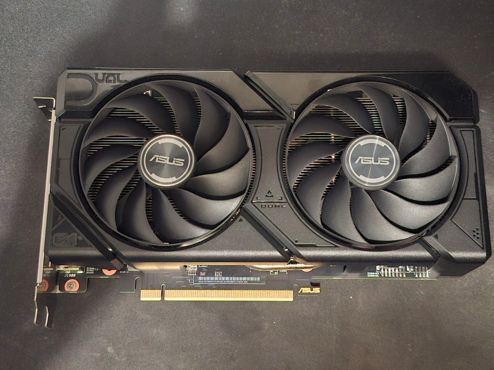 RX 7600 XT 16GB, Computers en Software, Videokaarten, Zo goed als nieuw, AMD, PCI-Express 4.0, GDDR6, HDMI, DisplayPort, Ophalen of Verzenden