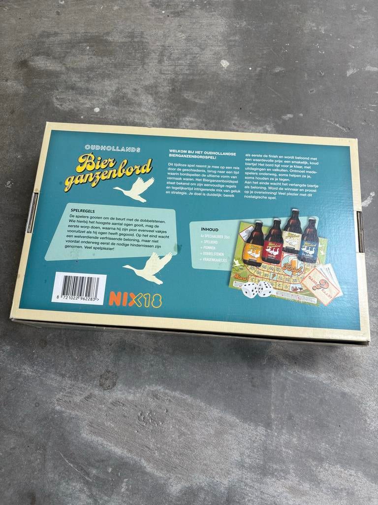 Oudhollands Bier Ganzenbord - Gezellig Drinkspel, Hobby en Vrije tijd, Gezelschapsspellen | Bordspellen, Drie of vier spelers