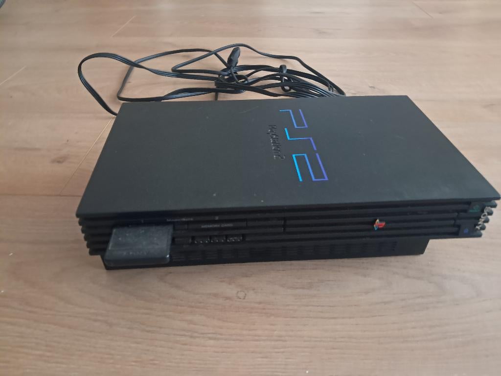 Playstation 2, Spelcomputers en Games, Gebruikt, Ophalen of Verzenden, Zonder controller, Met geheugenkaart
