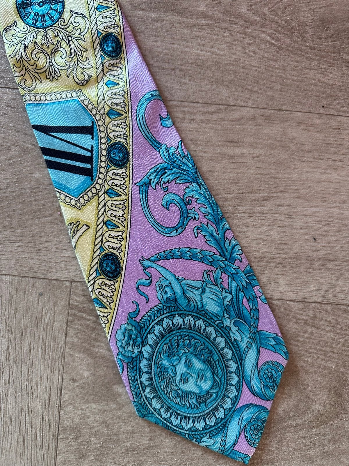 Gianni Versace Stropdas - Vintage Design, Ophalen of Verzenden, Zo goed als nieuw, Meerkleurig, Met patroon