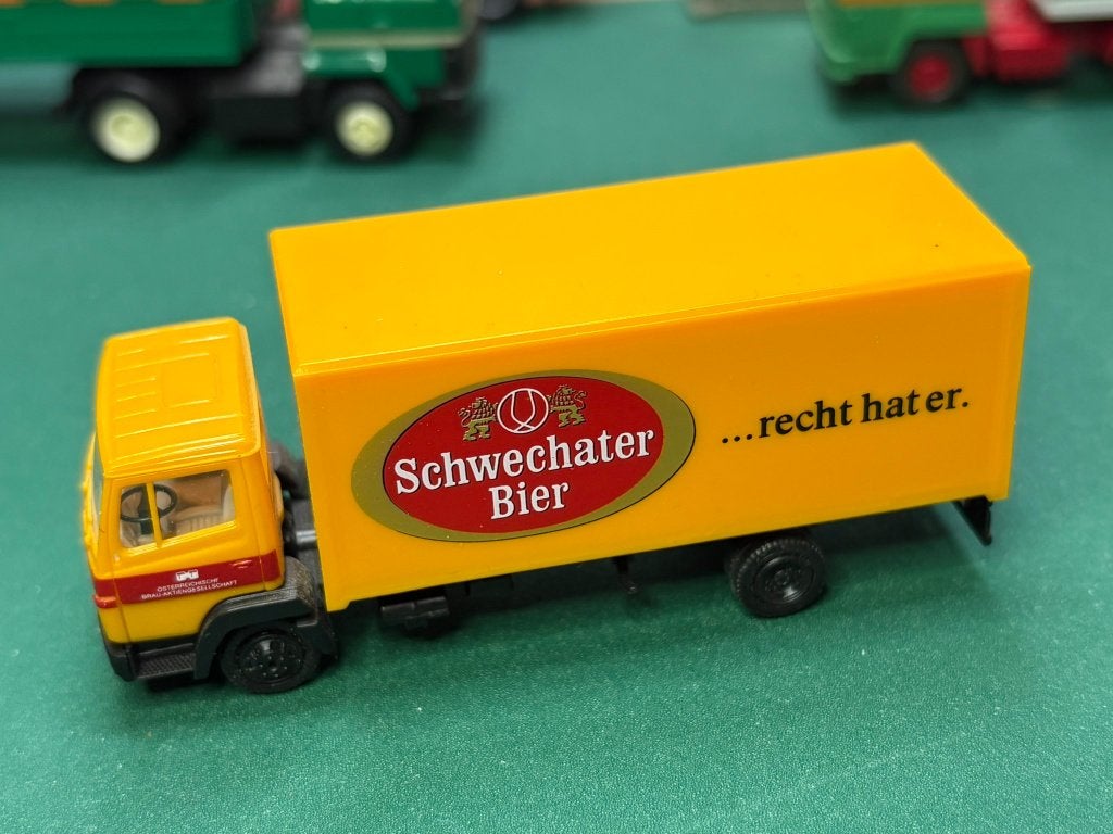 Mercedes met hardtop opbouw Schwechater IMG6999/7001/2, Ophalen of Verzenden, Zo goed als nieuw, Bus of Vrachtwagen, Overige merken