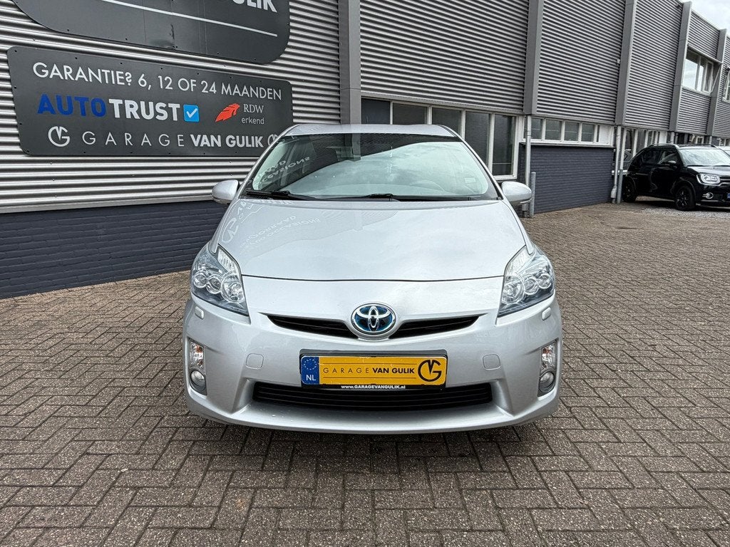 Toyota Prius 1.8 Dynamic 99PK Trekhaak,Navi,Clima,Cruise,HUD, Auto's, Toyota, Stof, Gebruikt, 4 cilinders, Bedrijf