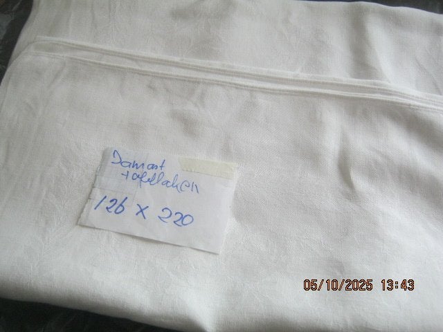 Damast tafellaken 220 x 126 cm + 6 servetten, Geweven, 220 cm, Linnen, Nieuw