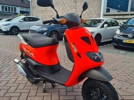 GEZOCHT piaggio zip sp98 sp 98 mk1, Fietsen en Brommers, Scooters | Piaggio, Ophalen, Zo goed als nieuw