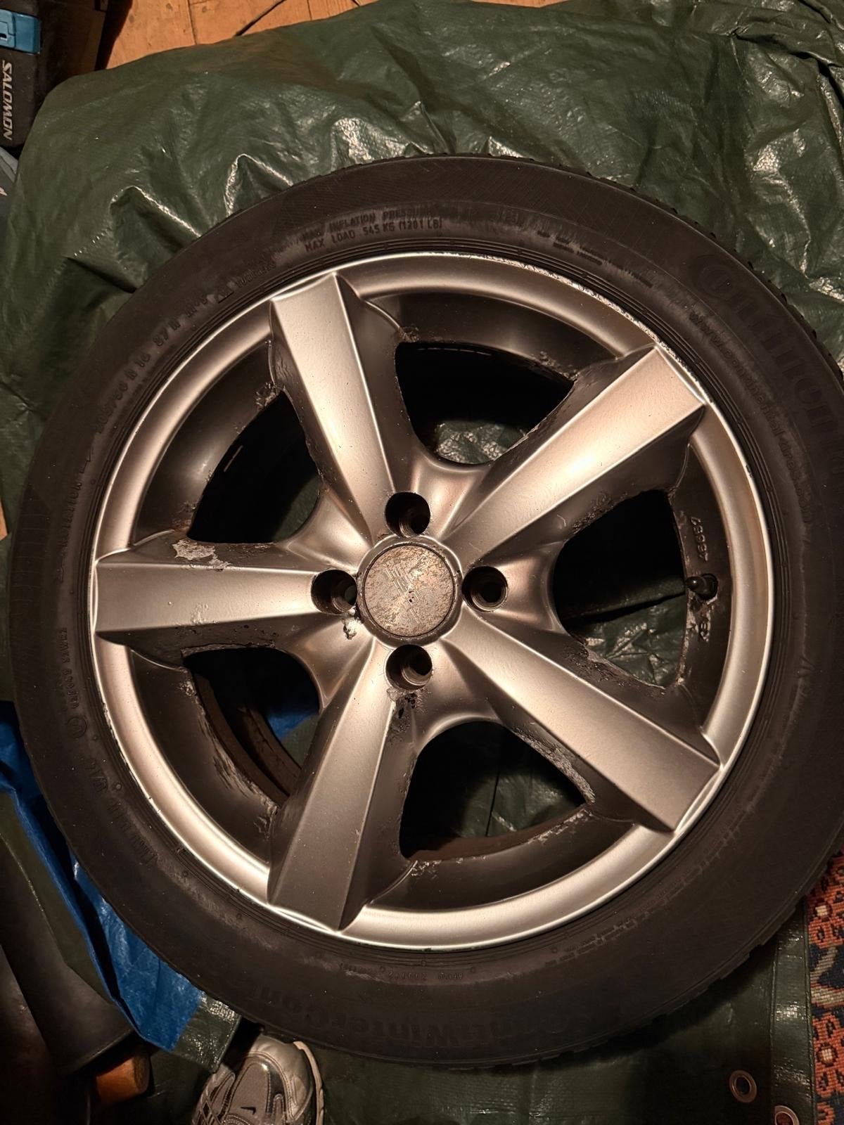 Continental winterbanden met velgen voor Mini (2001-2009), Auto-onderdelen, Ophalen, Gebruikt, Winterbanden, Banden en Velgen