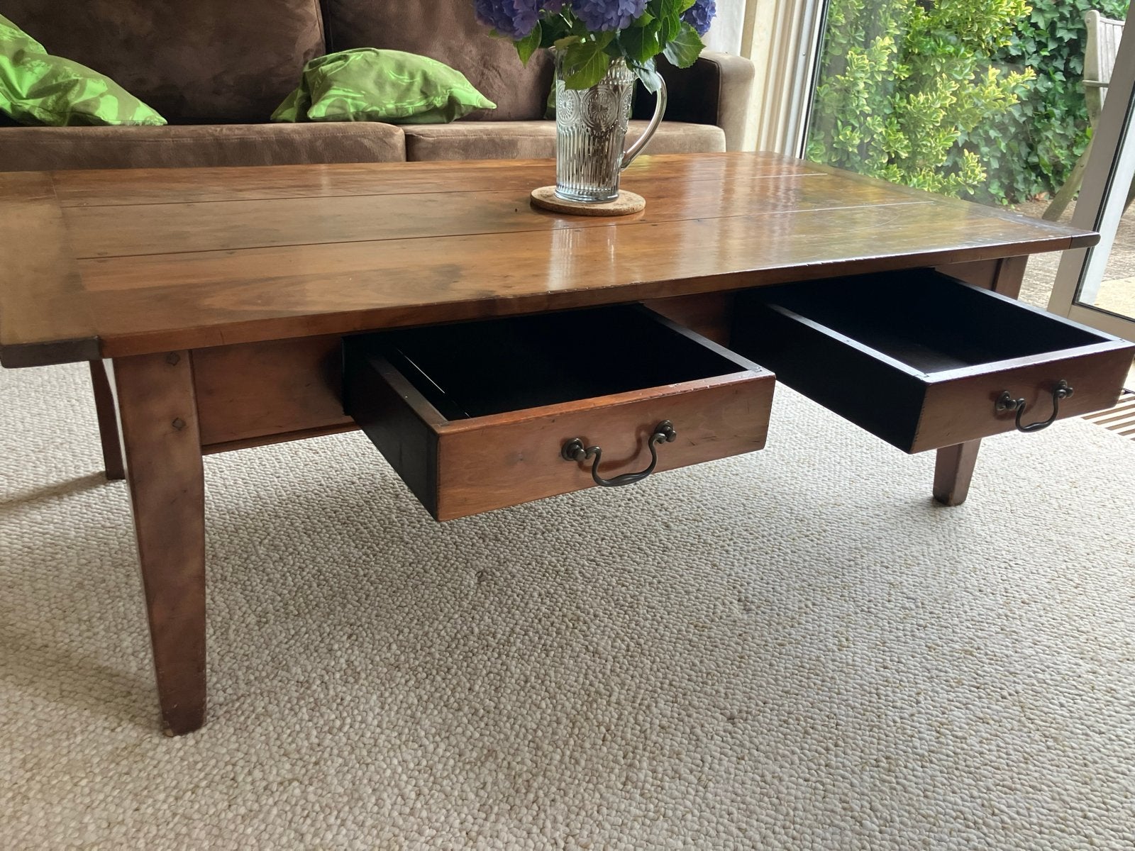 Kersenhouten salontafel met 2 doorschuiflades, Ophalen, Gebruikt, 100 tot 150 cm, 50 tot 100 cm