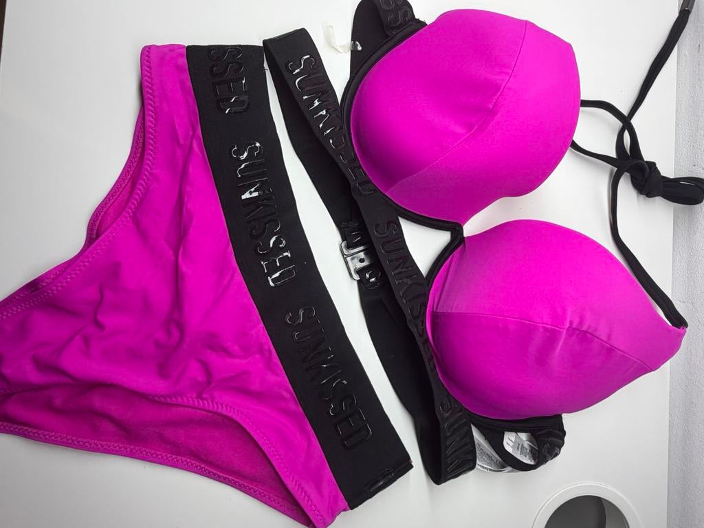 Prachtige lingerie set van Censored Nieuw!, Kleding | Dames, Ophalen of Verzenden, BH