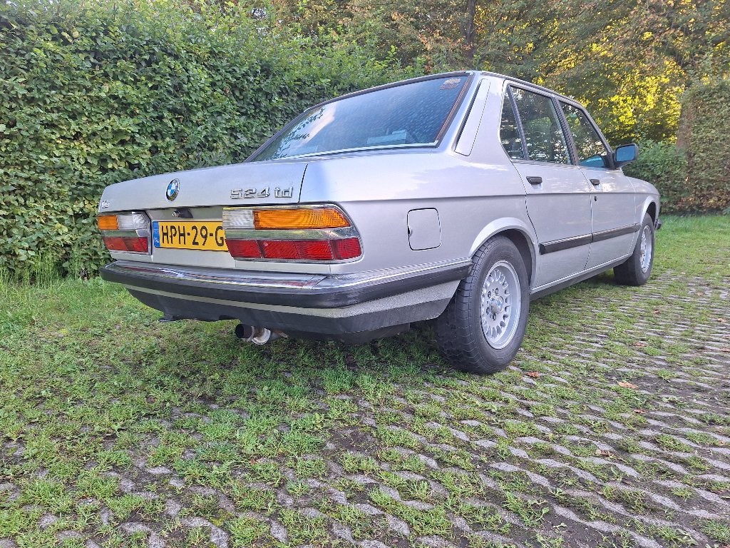 BMW 524TD E28 1985, Polaris silber, handgeschakeld, Auto's, Stof, 1200 kg, Overige kleuren, 115 pk