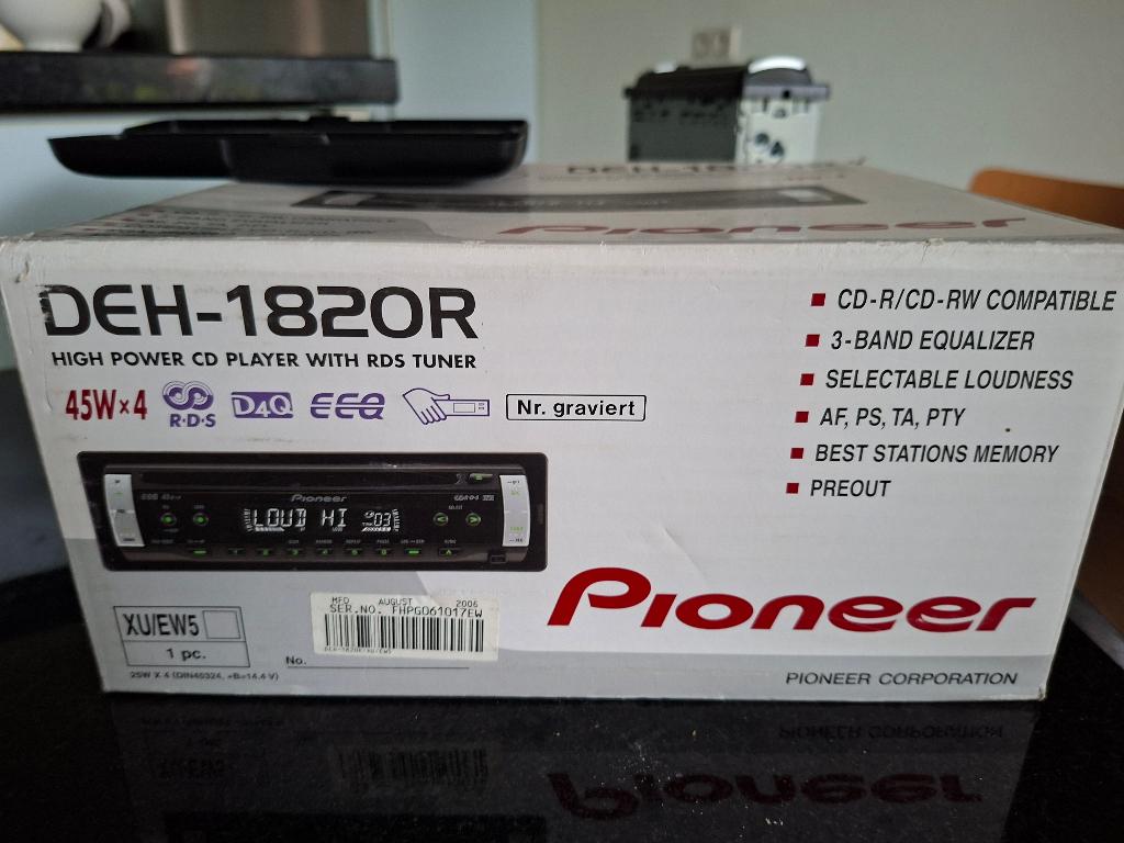 Pioneer autoradio, Ophalen of Verzenden, Nieuw