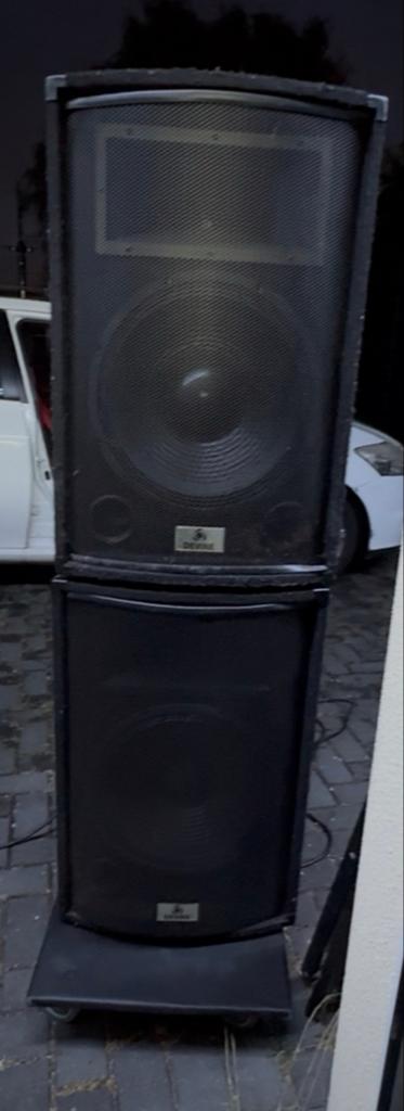 4x Grote Devine PA Luidsprekers - Ideaal voor Evenementen, Overige merken, Gebruikt, Ophalen of Verzenden, 120 watt of meer