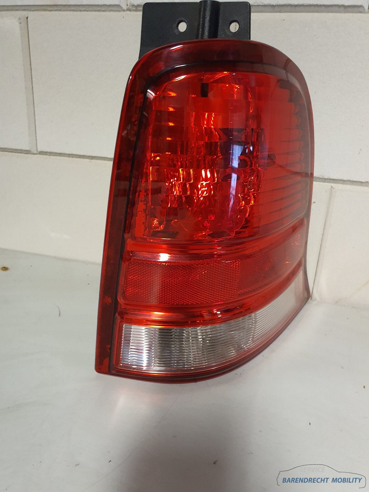 Achterlicht Ford USA Freestar 935984-22 rechts origineel net, Auto-onderdelen, Verlichting, Gebruikt, Info@ford.com, Ophalen of Verzenden