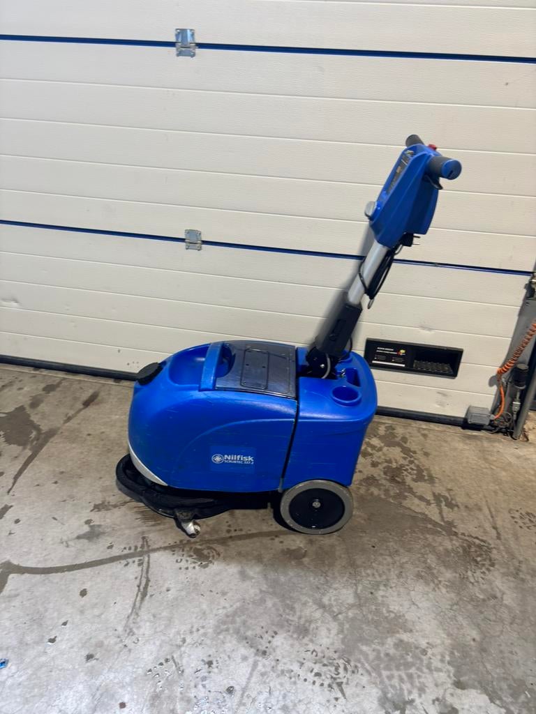 Nilfisk scrubtec337.2, Doe-het-zelf en Verbouw, Reinigingsmachines, Ophalen of Verzenden, Zo goed als nieuw