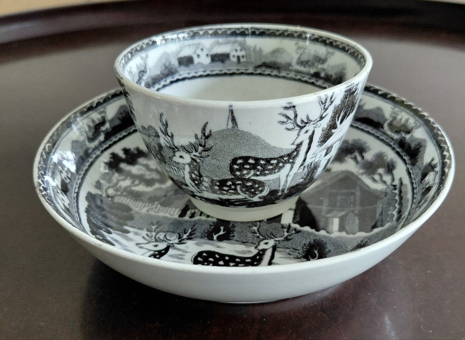 Wedgewood Fallow Deer mokje met schotel, Ophalen of Verzenden