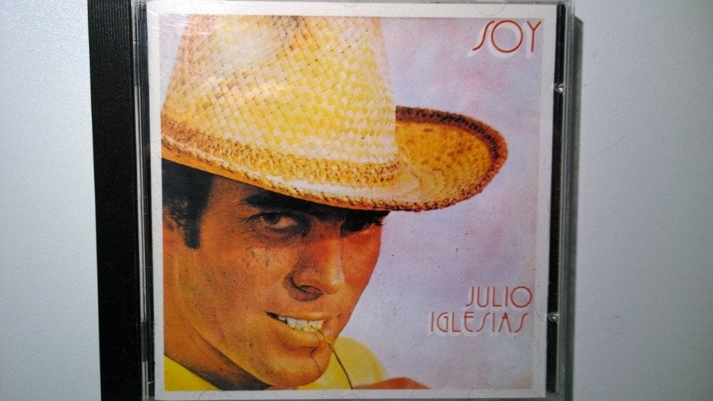 Julio Iglesias - Soy... Julio Iglesias, Ophalen of Verzenden, Zo goed als nieuw