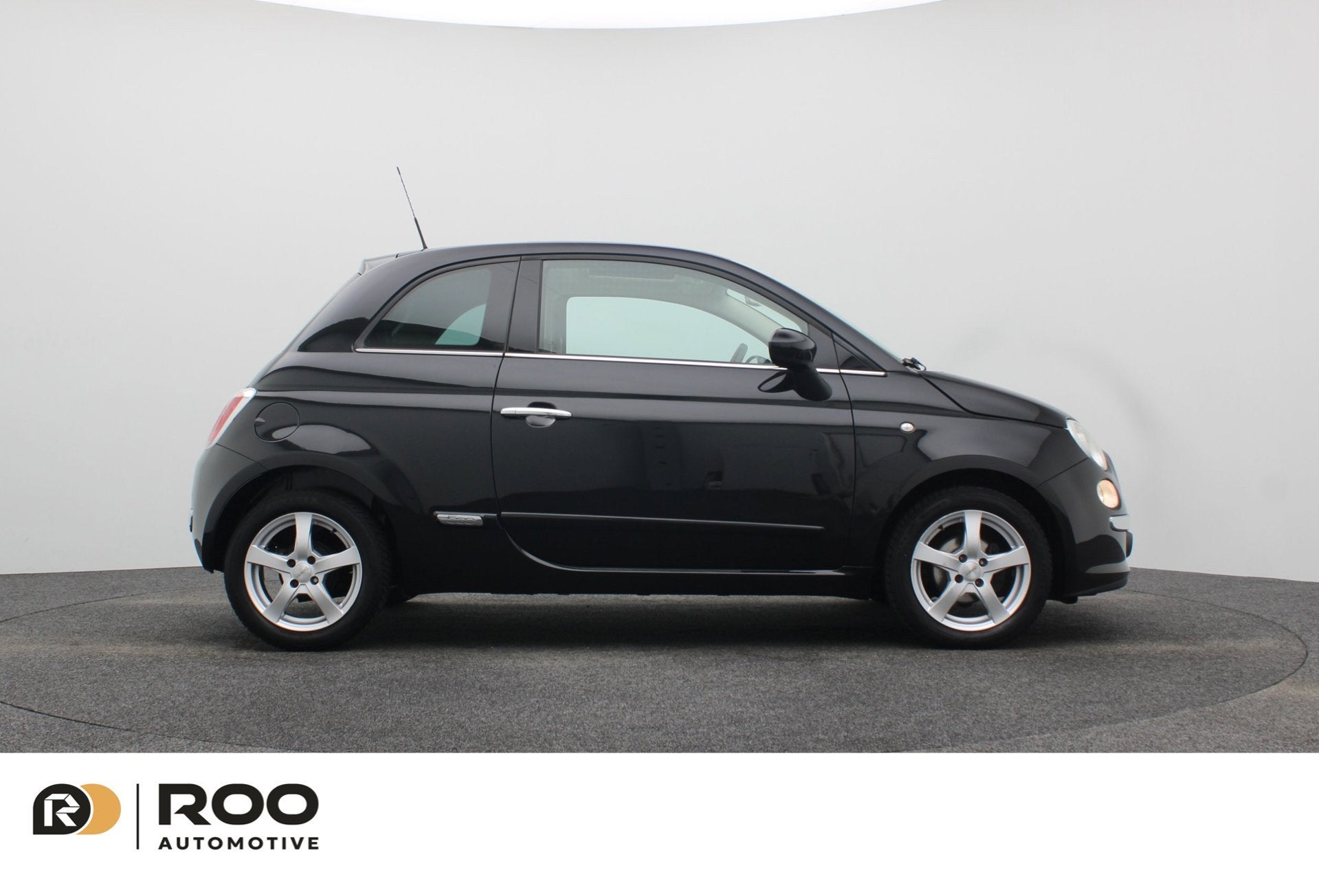 Foto 3 van Fiat 500 1.2 Lounge Pano,Clima, Nieuwe APK en Service beurt