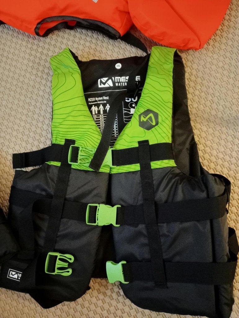 2 x Mesle H210 Nylon Vest 50N (3XL en S), Watersport en Boten, Zo goed als nieuw, Dame of Heer, Reddingsvest of Zwemvest, Mesle