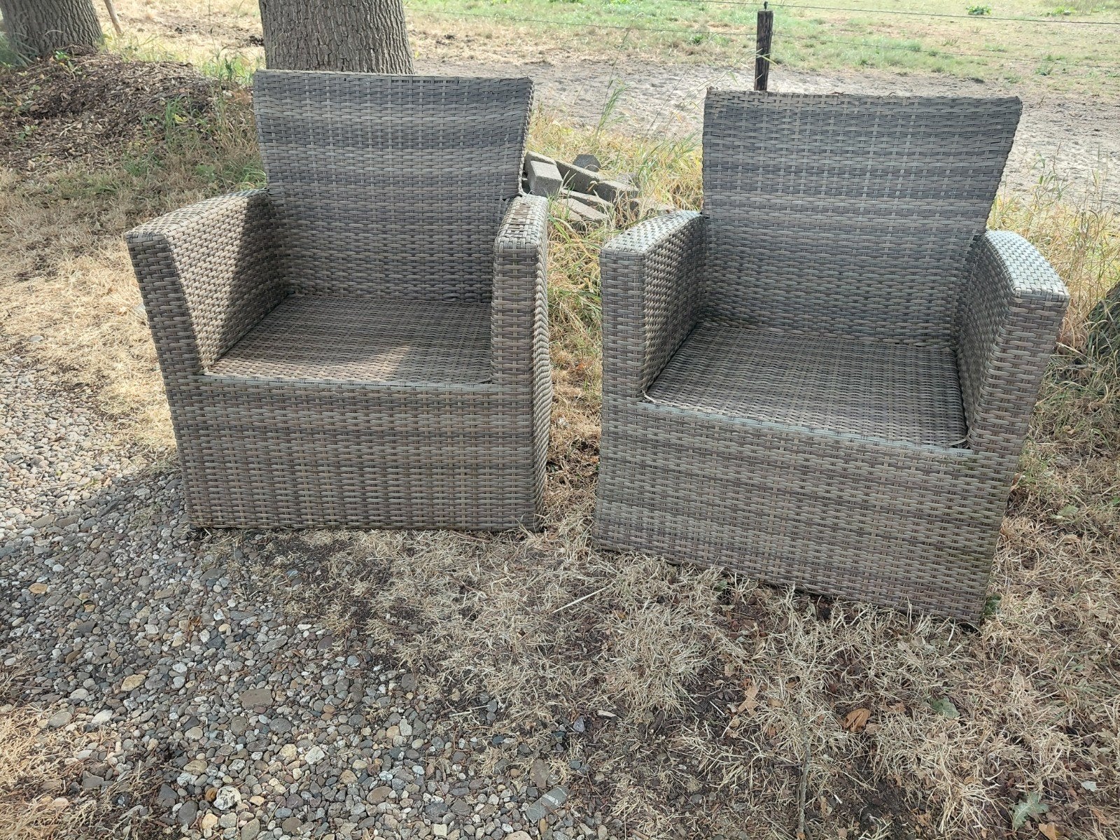 Gratis stoelen, Ophalen