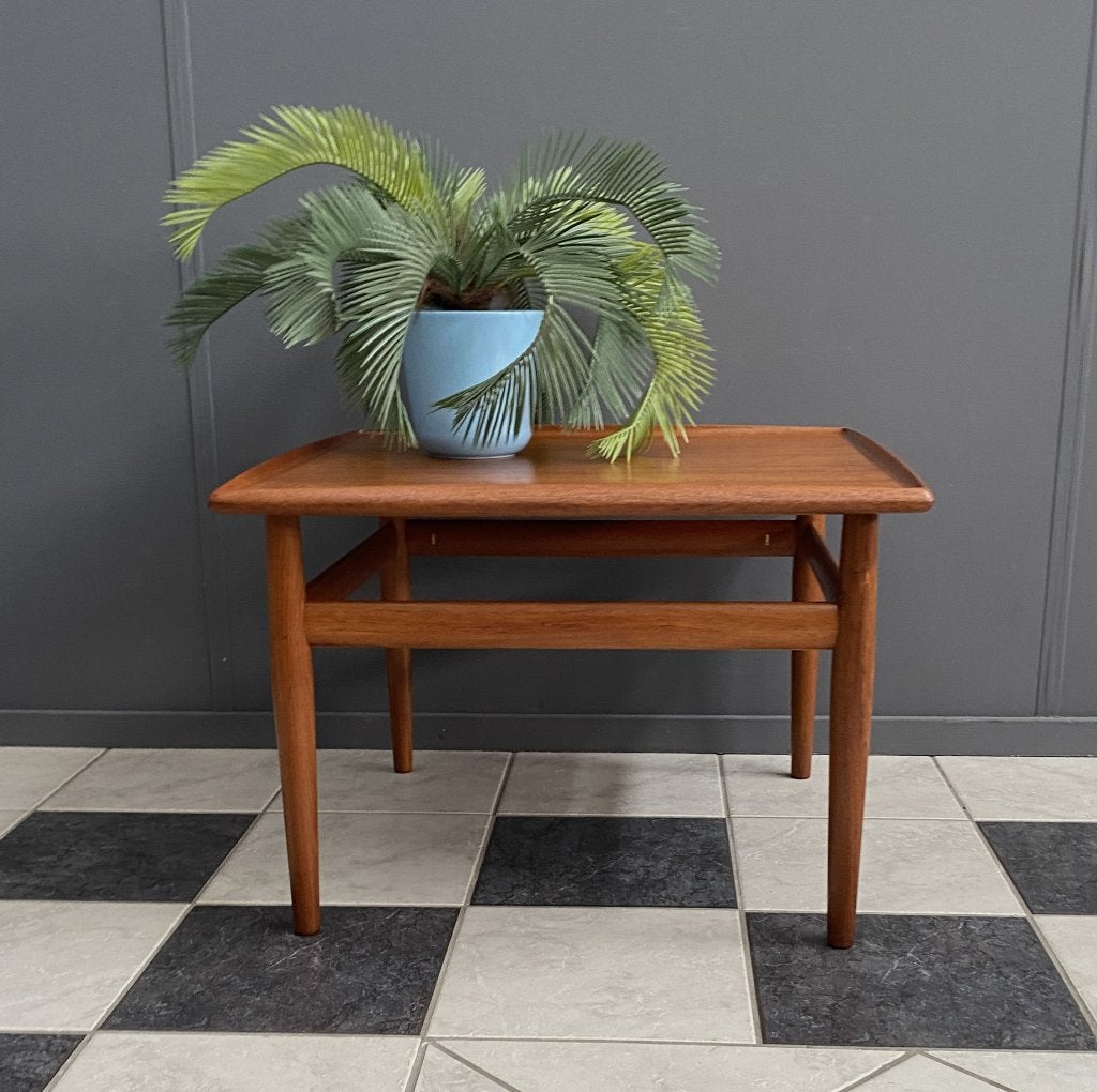 60 jaren Deens teak salon tafel Grete Jalk coffee table, Huis en Inrichting, Tafels | Salontafels, Ophalen, 50 tot 100 cm, 50 tot 100 cm
