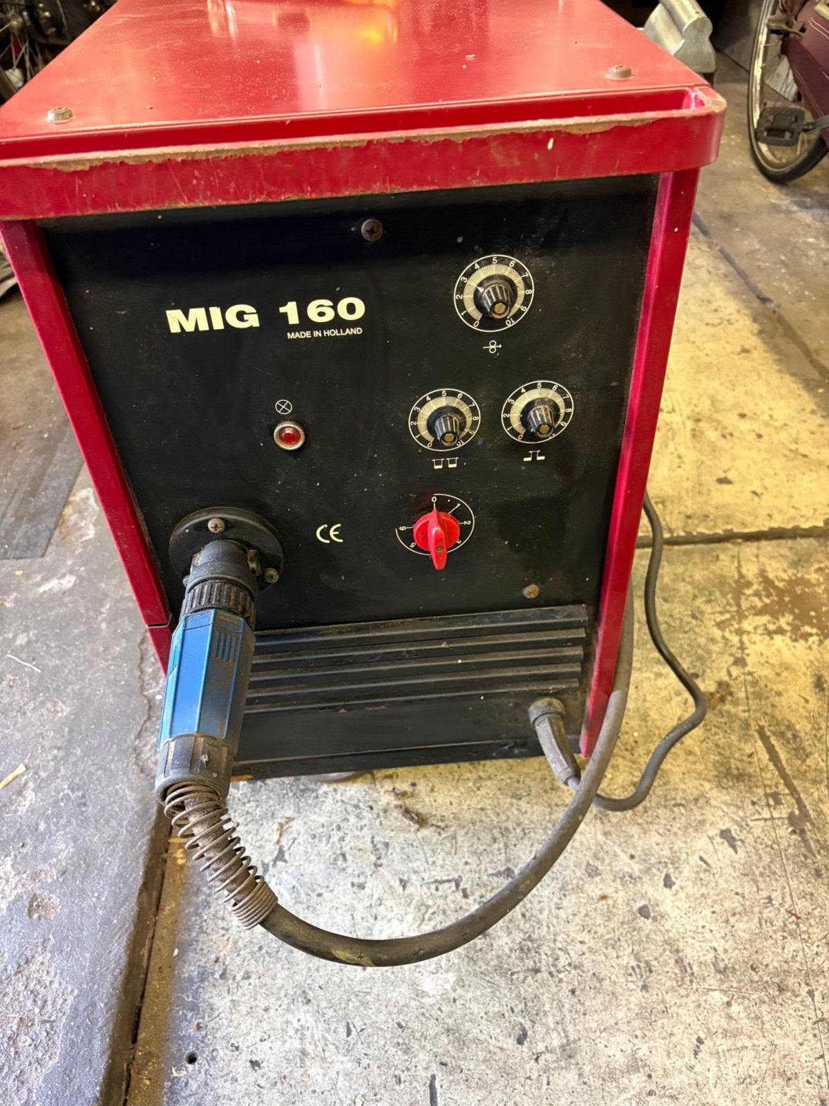 Zeer goed mig apparaat. Last perfect. Zelf nieuw gekocht., Ophalen, Zo goed als nieuw, 150 tot 250 ampère, Co2