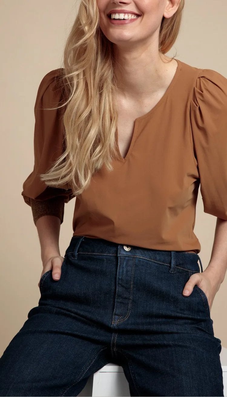 Studio anneloes bo riga blouse M caramel travelstof, Maat 38/40 (M), Beige, Ophalen of Verzenden, Zo goed als nieuw