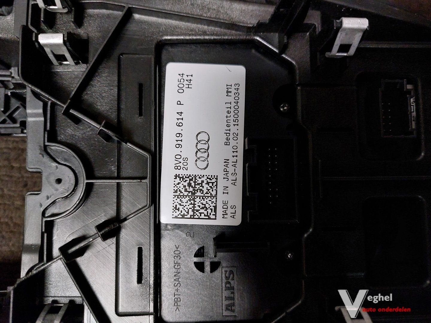 Audi A3 automaat 1.2B Middenconsole + diverse knoppen en bek, Auto-onderdelen, Gebruikt, -, -, Ophalen of Verzenden