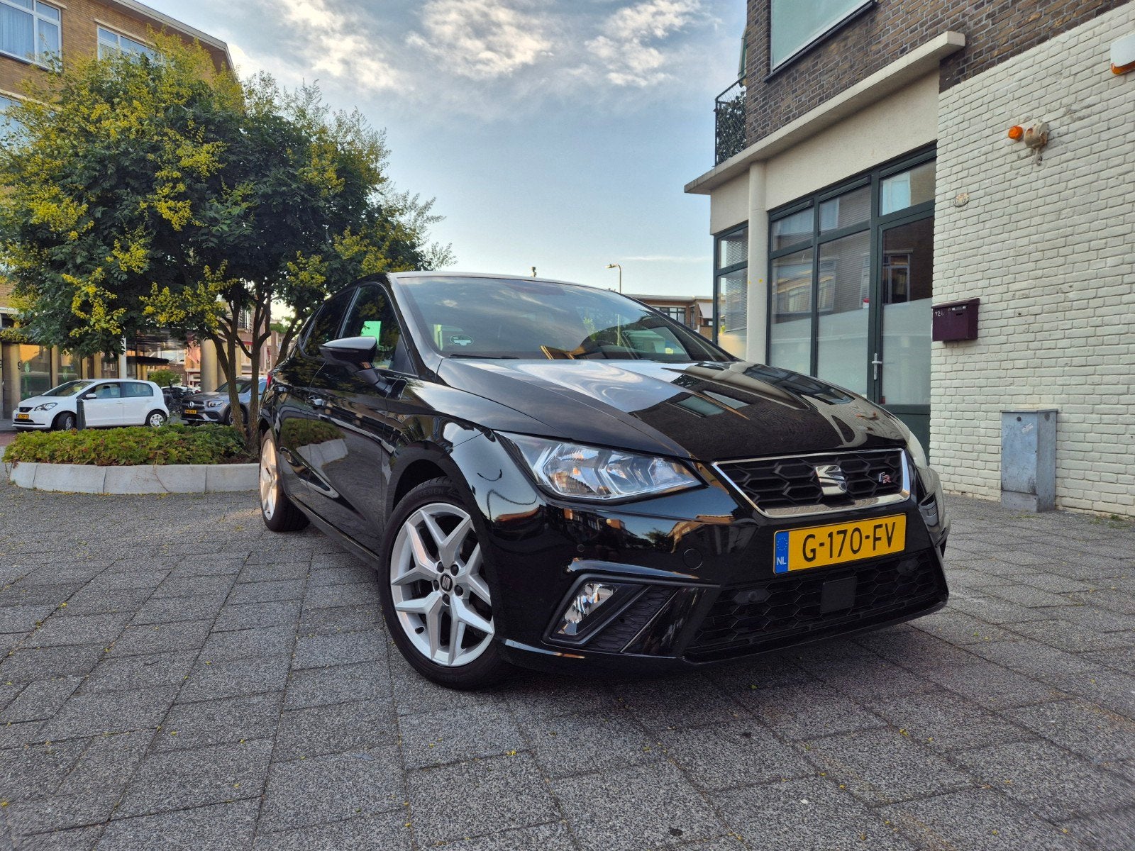 SEAT Ibiza 1.0 Ecotsi 95pk 2019 Zwart, Auto's, Voorwielaandrijving, 40 €/maand, Zwart, 95 pk