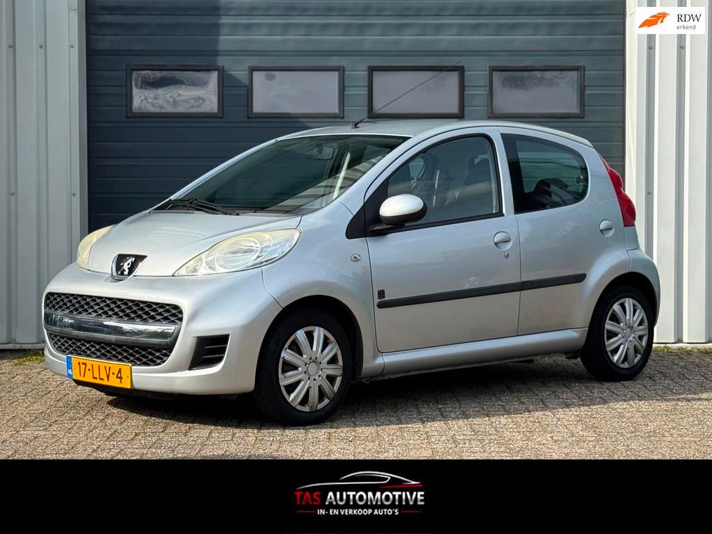 Peugeot 107 1.0-12V XR 5-deurs AIRCO / LEER / TOERENTELLER, Auto's, Peugeot, Bedrijf, Te koop, ABS, Airbags, Airconditioning, Boordcomputer