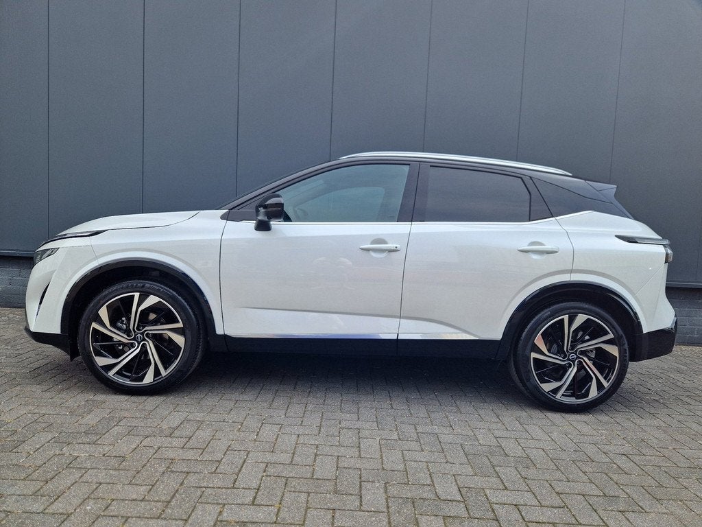 Nissan Qashqai 1.3 MHEV 158PK Tekna Plus, Auto's, Nissan, 12 maanden, Zwart, 4 cilinders, Wit