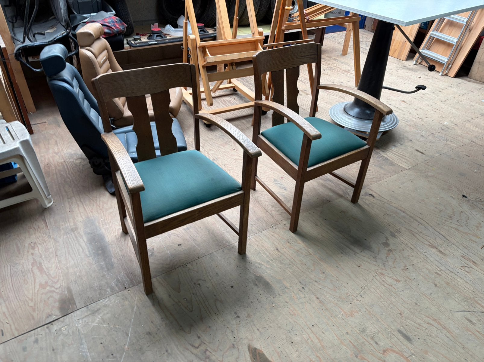 KLASSIEKE STOELEN  IZGST e80/2, Ophalen, Zo goed als nieuw, Bruin