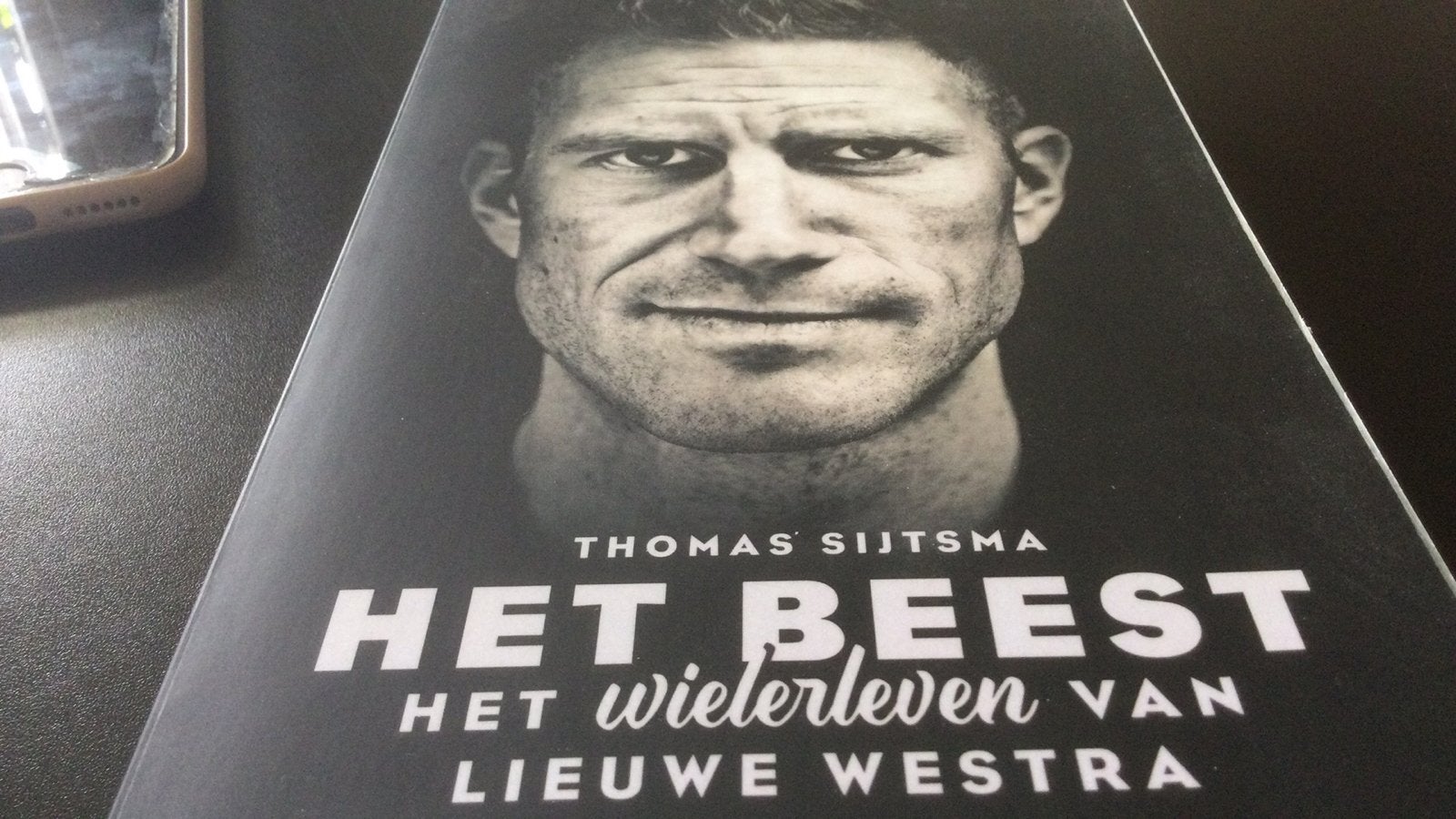 Het beest , Thomas sijtsma, over lieuwe Westa, Ophalen, Zo goed als nieuw