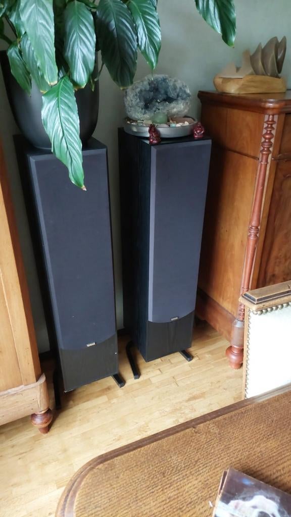 Yamaha NS-G40MKII Vloerstaande Speakers, Ophalen, Gebruikt, 60 tot 120 watt, Front, Rear of Stereo speakers