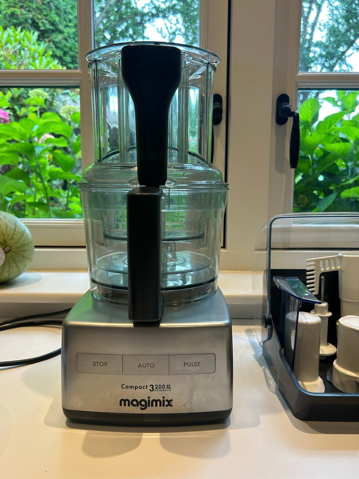 Magimix Compact 3200 XL foodprocessor met accessoires, Witgoed en Apparatuur, Keukenmixers, Ophalen, 3 snelheden of meer, Zo goed als nieuw