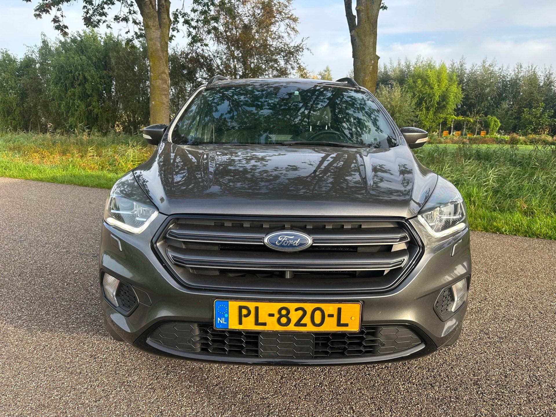 Foto 2 van Ford Kuga 1.5 EcoBoost ST Line|trekhaak|goed onderhouden|