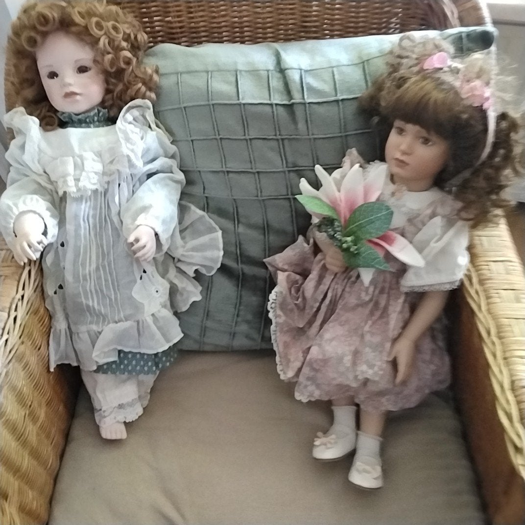 2 mooie stenen poppen 45 cm, Verzamelen, Poppen, Ophalen of Verzenden, Gebruikt, Pop