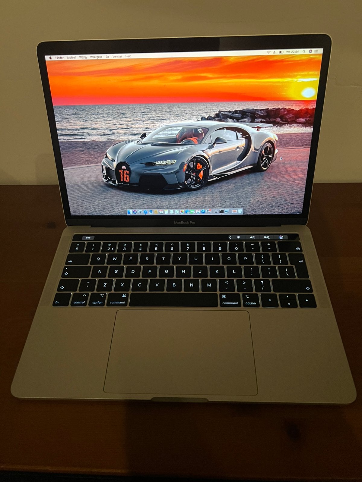 Zeer mooie Macbook Pro 13 inch. Mist alleen slaapstand., MacBook Pro, 256 GB, Qwerty, 8 GB