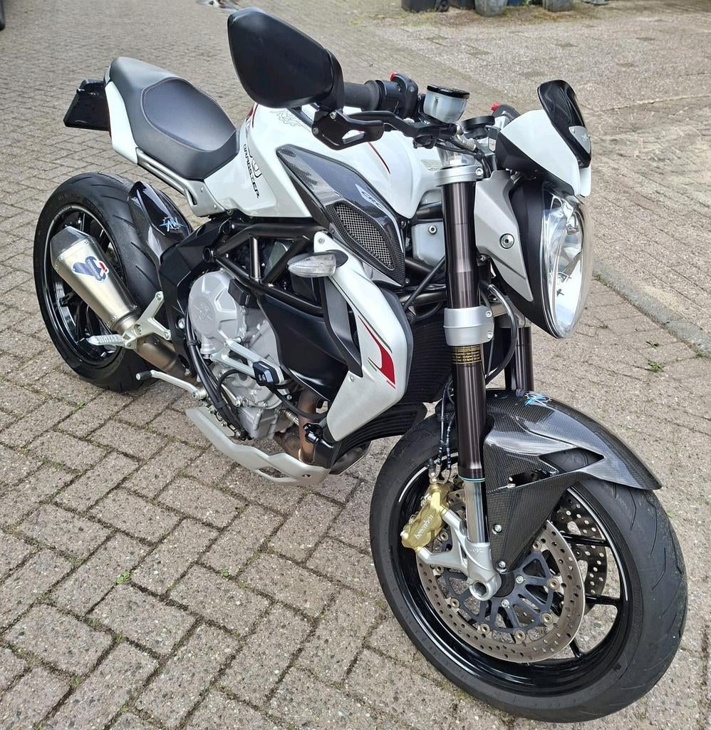 MV Agusta Dragster 800 E3 2014, Motoren, Motoren | MV Agusta, Motorrijbewijs A, 3 cilinders, Particulier, Meer dan 35 kW
